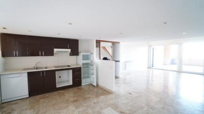 Voir la photo 1/11 du type apartment à Nice