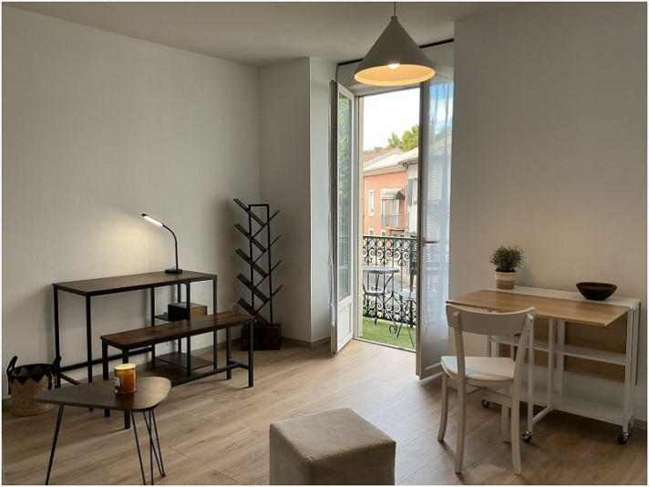 Studio à Alès