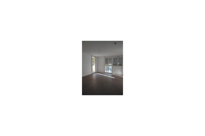 Voir la photo 1/7 du type apartment à Moulins