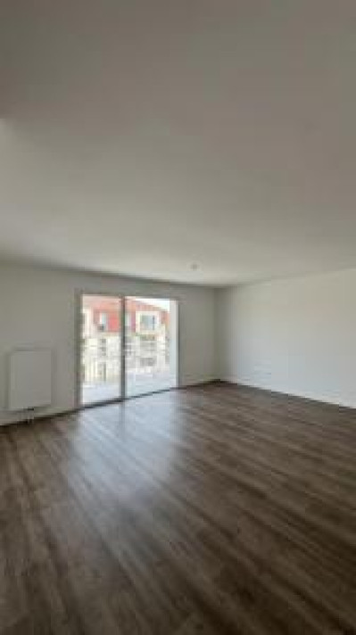 Voir la photo 1/9 du type apartment à Estevelles