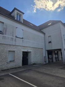 Appartement à Péroy-les-Gombries