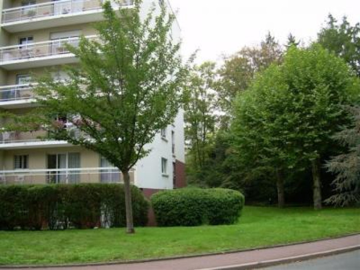 Voir la photo 1/12 du type apartment à Le Creusot