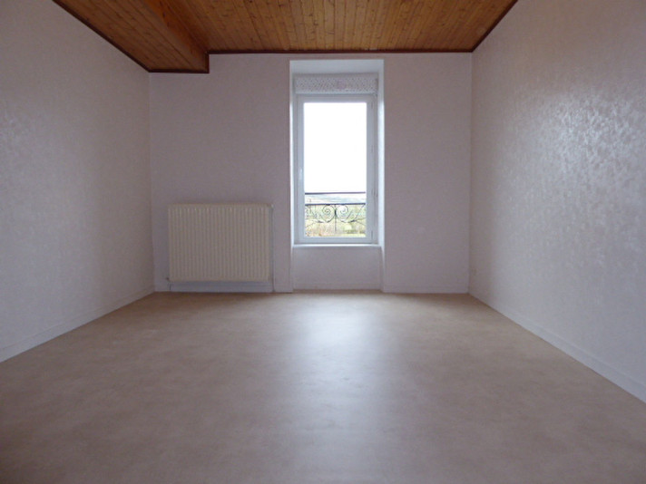 Voir la photo 1/3 du type apartment à Sévérac d'Aveyron