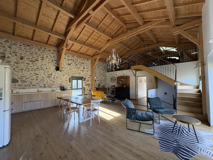 Voir la photo 1/18 du type house à Brives-Charensac