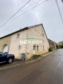 Maison à Noroy-le-Bourg