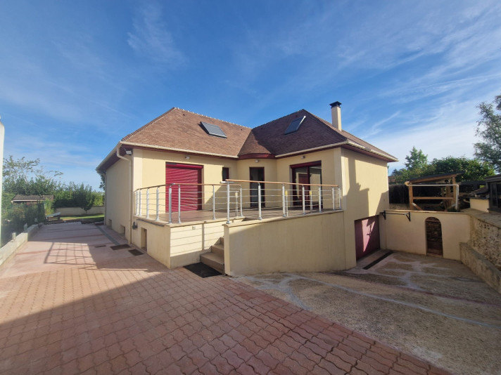 Voir la photo 1/9 du type house à Magny-les-Hameaux