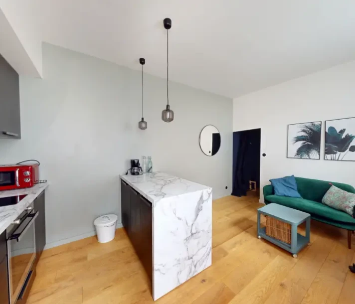 Voir la photo 1/8 du type apartment à Besançon