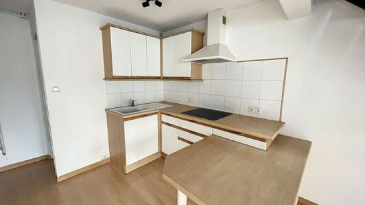 Voir la photo 1/8 du type apartment à Nancy
