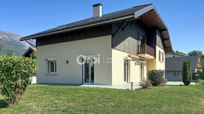 Voir la photo 1/20 du type house à Gilly-sur-Isère