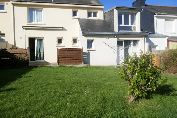 Voir la photo 1/1 du type house à Plérin
