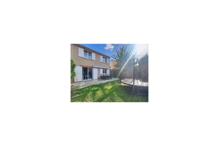 Voir la photo 1/17 du type house à Élancourt