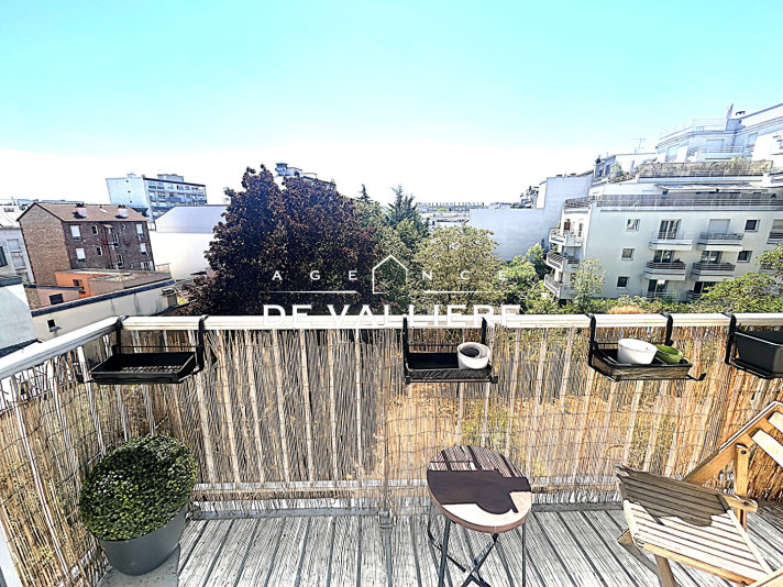 Studio à Suresnes