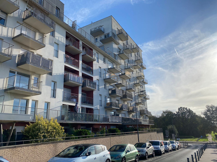 Voir la photo 1/7 du type apartment à Cergy