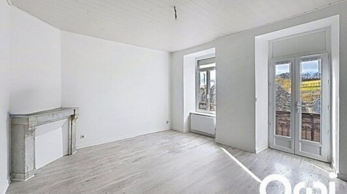 Appartement à Neuvéglise-sur-Truyère