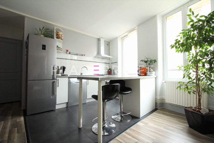 Voir la photo 1/8 du type apartment à Nancy