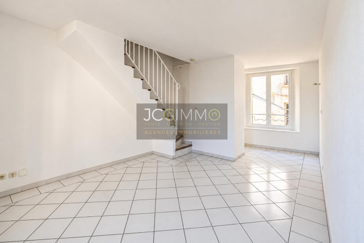 Voir la photo 1/5 du type apartment à Cuers
