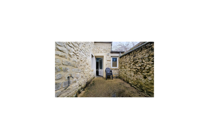 Voir la photo 1/14 du type house à D'Huison-Longueville