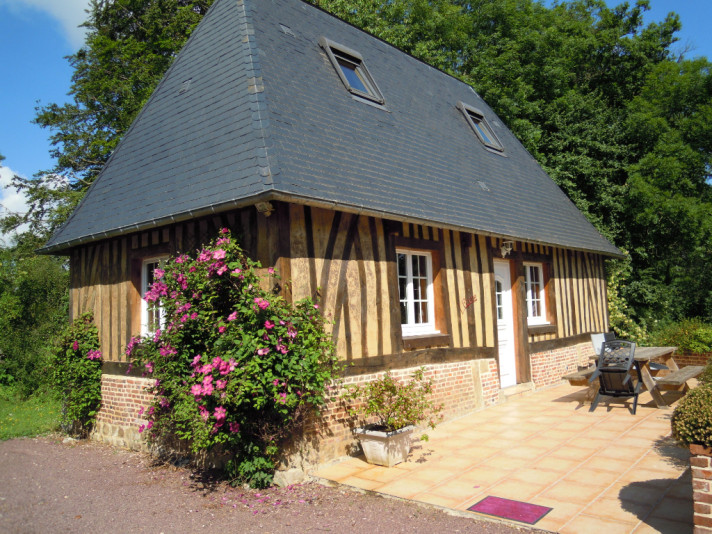Voir la photo 1/10 du type house à Vassonville