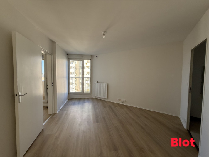 Voir la photo 1/1 du type apartment à Rennes