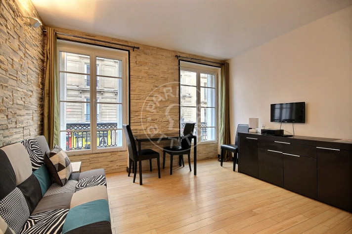 Voir la photo 1/5 du type apartment à Paris