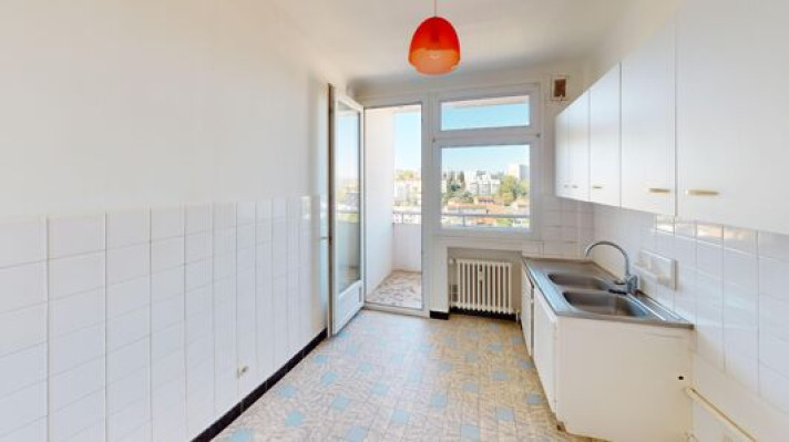Voir la photo 1/10 du type apartment à Saint-Étienne