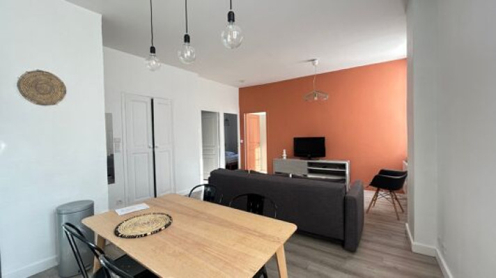 Voir la photo 1/7 du type apartment à Avignon