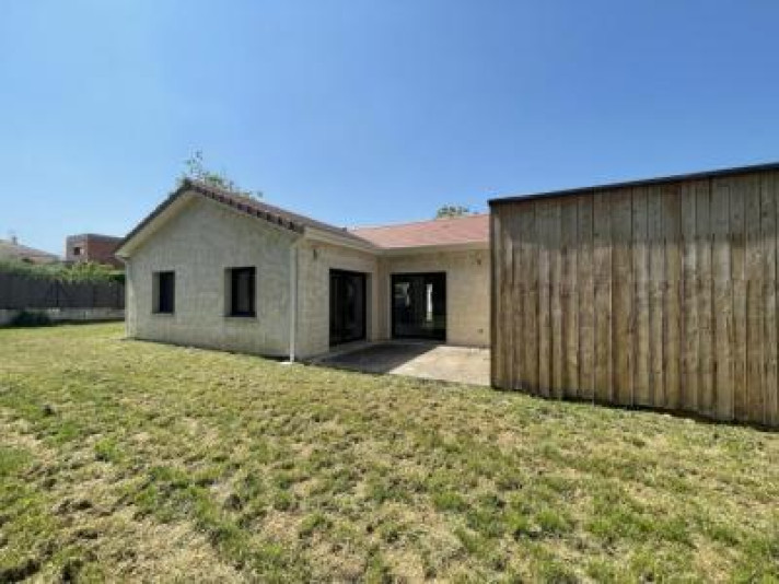 Voir la photo 1/4 du type house à Roanne