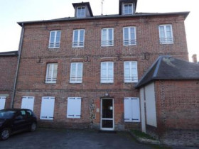 Appartement à Montreuil-l'Argillé
