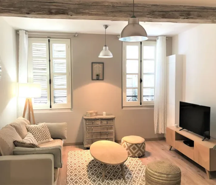 Voir la photo 1/7 du type apartment à Avignon