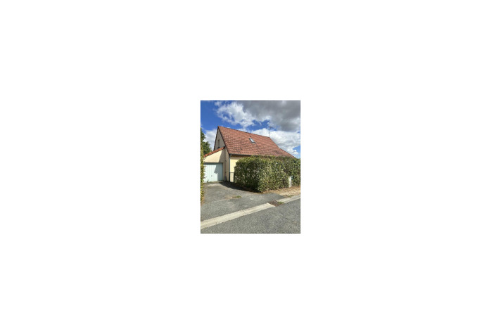 Voir la photo 1/8 du type house à Bézenet