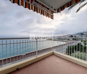 Studio à Menton
