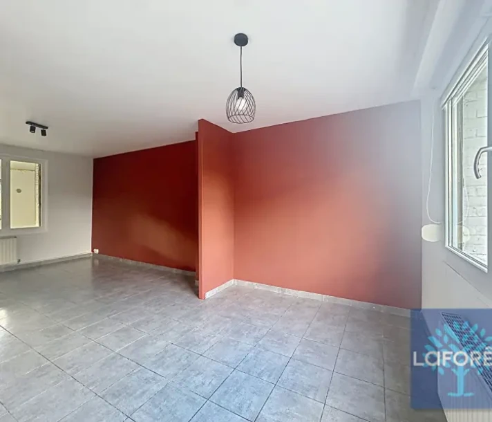 Voir la photo 1/17 du type house à Valenciennes