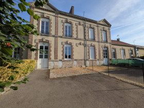 Appartement à Saint-Just-Sauvage