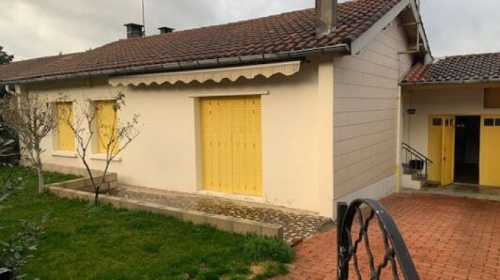 Voir la photo 1/9 du type house à Mazamet