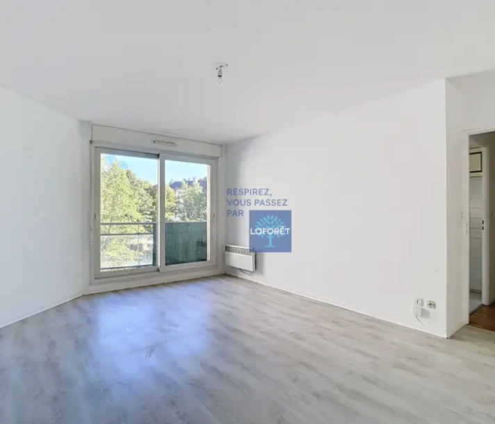 Voir la photo 1/6 du type apartment à Creil