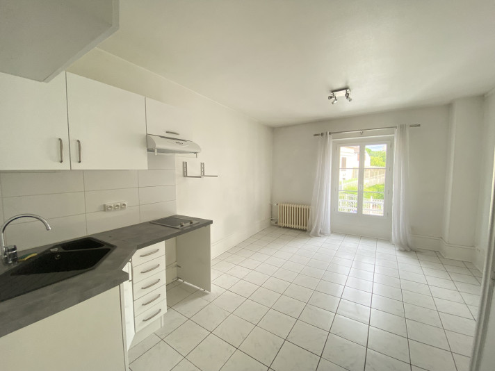 Voir la photo 1/8 du type apartment à Palaiseau