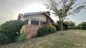 Maison à Pérignat-lès-Sarliève