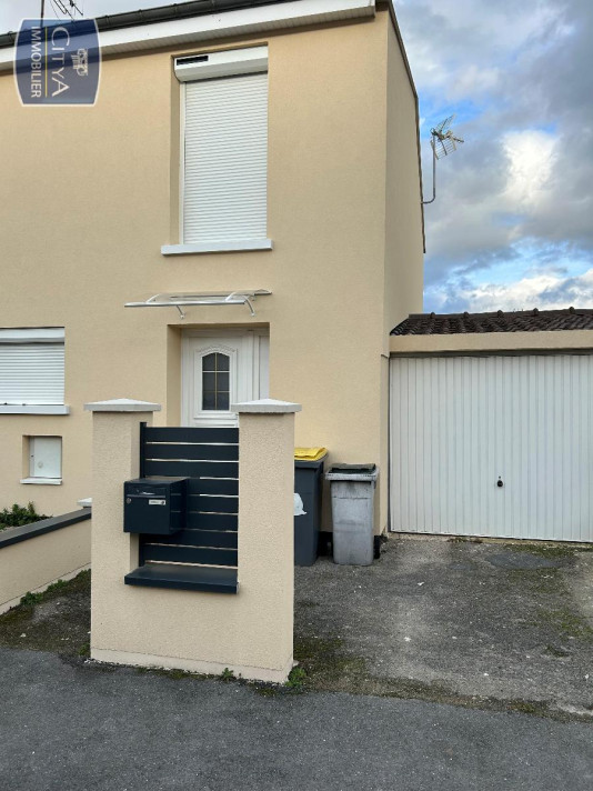 Voir la photo 1/9 du type house à Cormontreuil