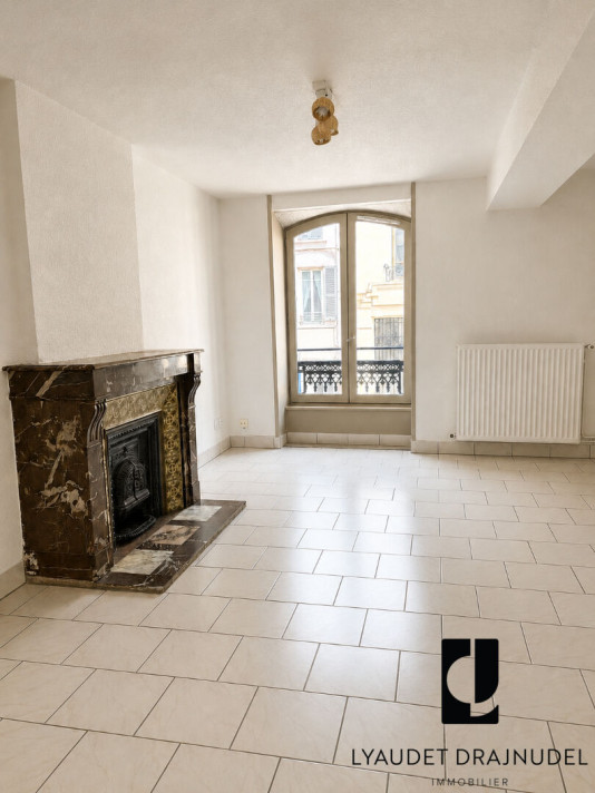 Voir la photo 1/5 du type apartment à Roanne