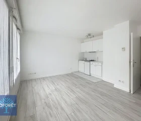 Studio à Montigny-le-Bretonneux