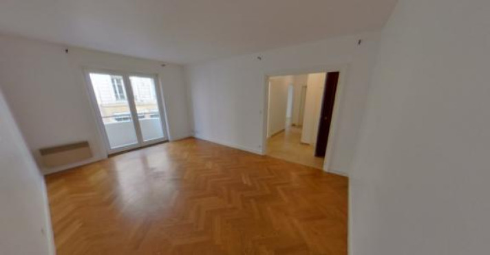Voir la photo 1/13 du type apartment à Lyon