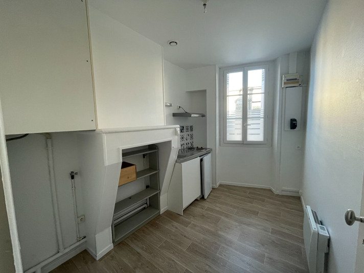 Voir la photo 1/4 du type studio à Bordeaux