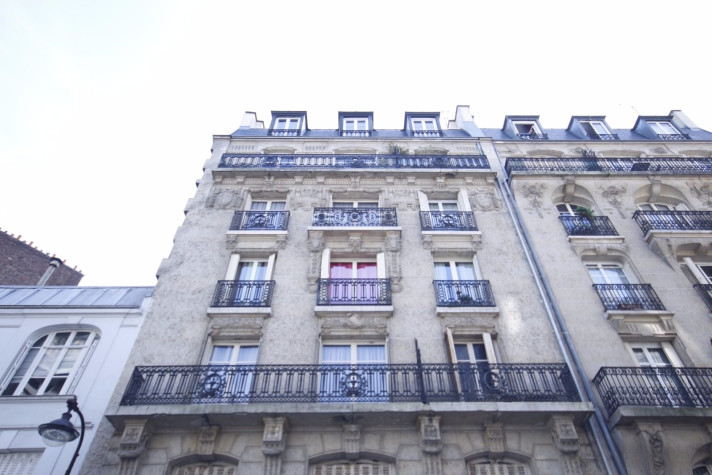 Voir la photo 1/5 du type apartment à Paris