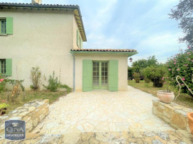 Maison à Gensac