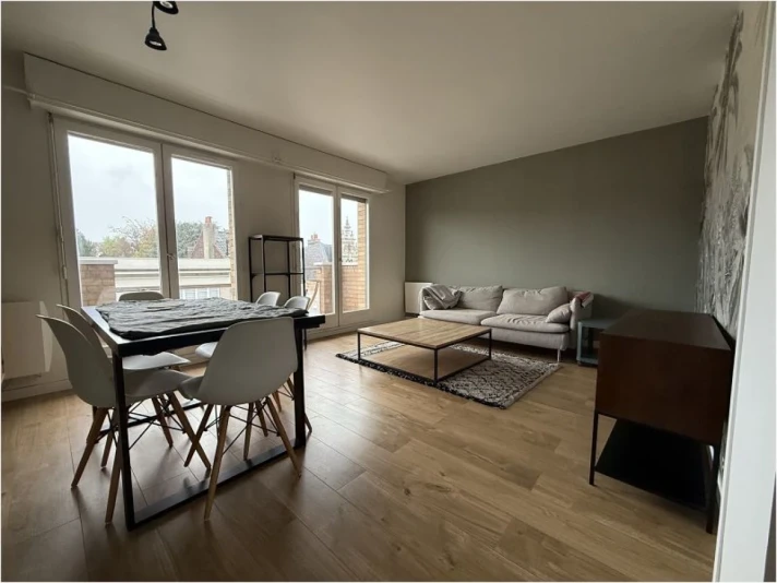 Voir la photo 1/8 du type apartment à La Madeleine