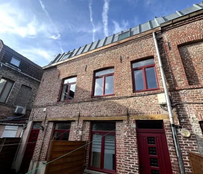 Voir la photo 1/13 du type house à Lille