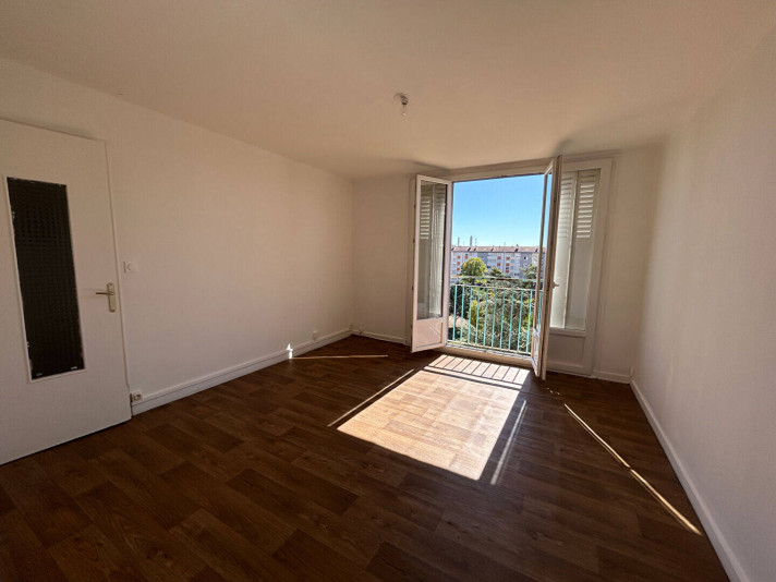 Voir la photo 1/9 du type apartment à Vénissieux