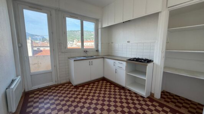 Voir la photo 1/17 du type apartment à Toulon