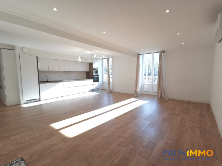 Voir la photo 1/8 du type apartment à Voiron