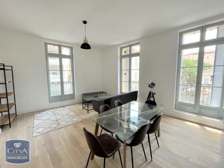 Voir la photo 1/7 du type apartment à Marseille